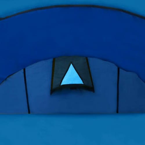 Interior layout of the 4-person tent with sleeping area and front entrance hall/vestibule dimensions