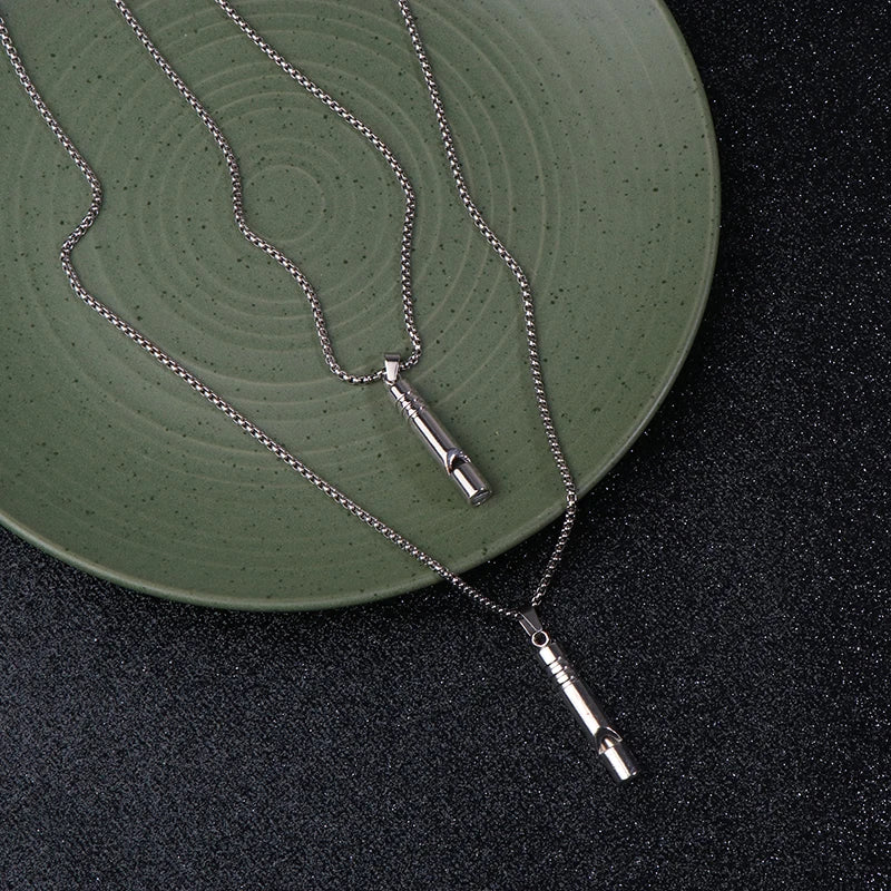 Silbato de supervivencia de emergencia: llavero y collar con silbato portátil y potente